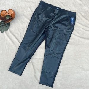 NWT ❤PLUS Size Super Stretch Woman Chaps Legging Leather Slim Leg - Sz 2X